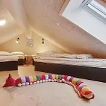 9 Bedroom Beautiful In *