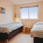 Vakantiehuis 9 Bedroom Beautiful In Spottrup