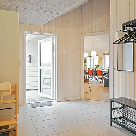 9 Bedroom Beautiful In Spottrup