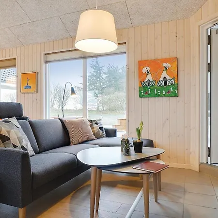 9 Bedroom Beautiful In Feriehus