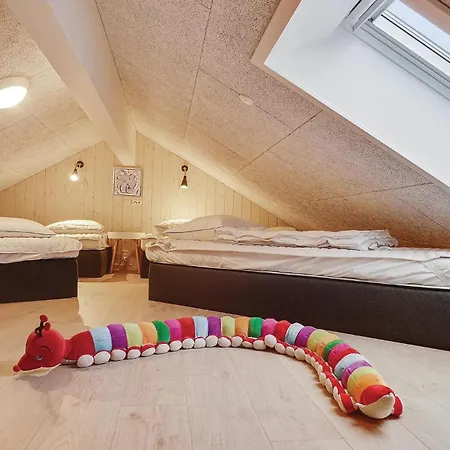 9 Bedroom Beautiful In *