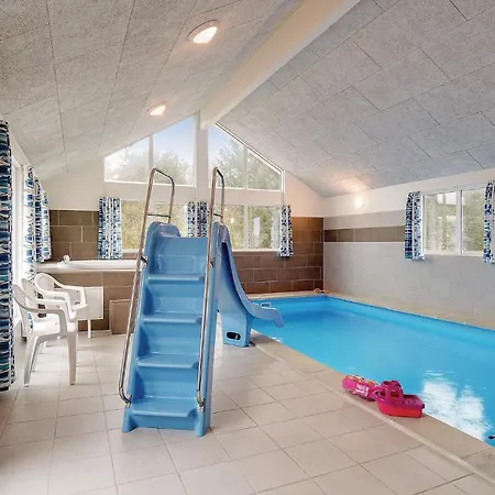 9 Bedroom Beautiful In *