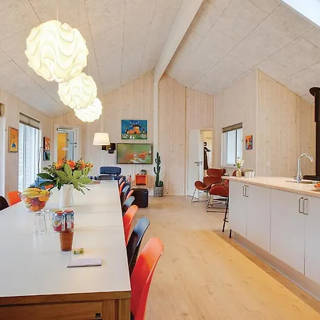 9 Bedroom Beautiful In