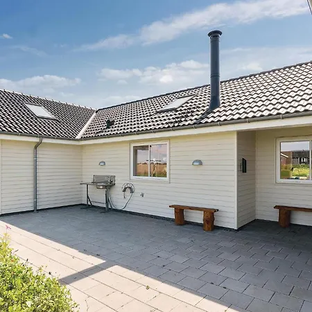 9 Bedroom Beautiful In