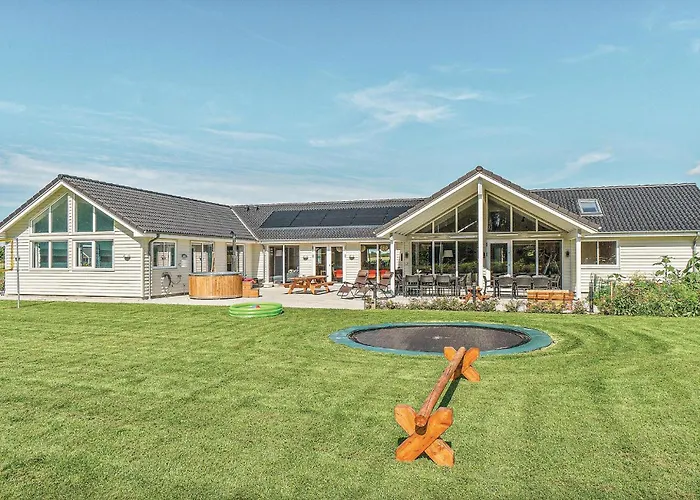 9 Bedroom Beautiful In