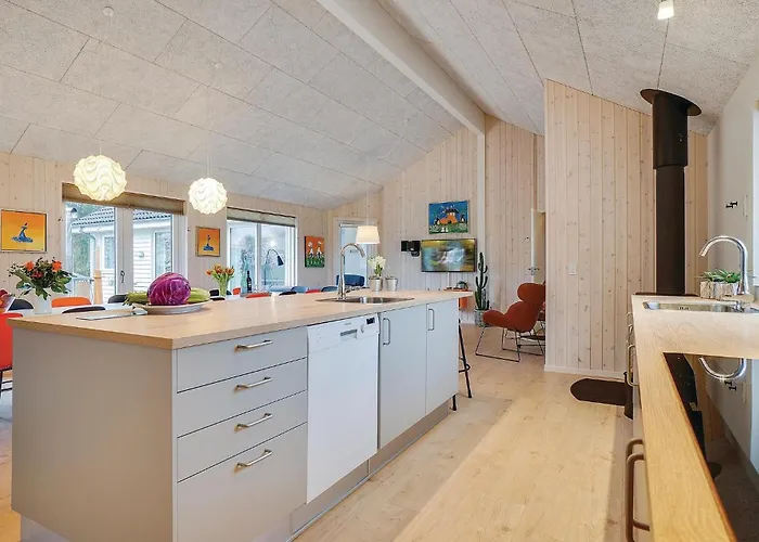 9 Bedroom Beautiful In Spottrup