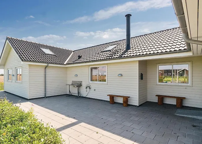9 Bedroom Beautiful In